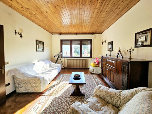 casa indipendente in vendita a Solesino