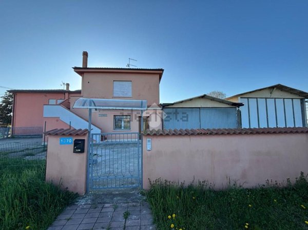 casa indipendente in vendita a Solesino