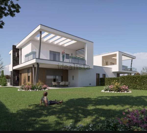 casa indipendente in vendita a Solesino