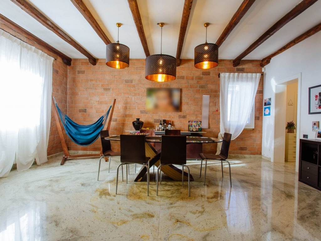 casa indipendente in vendita a Solesino