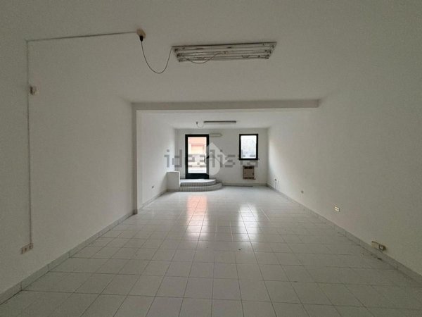 negozio in vendita a Solesino