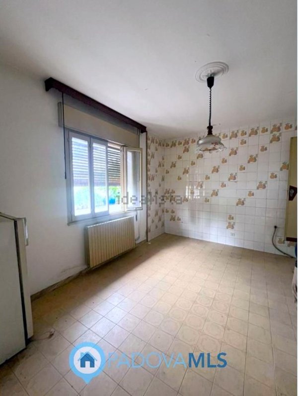 casa indipendente in vendita a Solesino in zona Arteselle