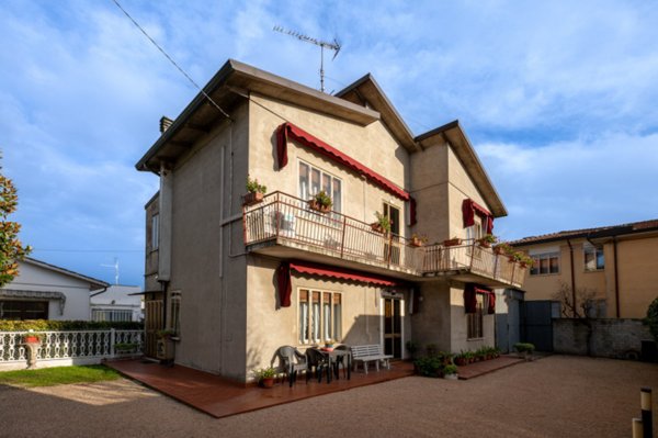 casa indipendente in vendita a Solesino