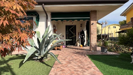 casa indipendente in vendita a Solesino