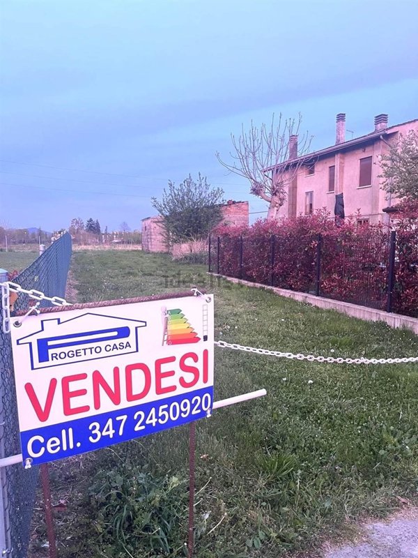 casa indipendente in vendita a Solesino