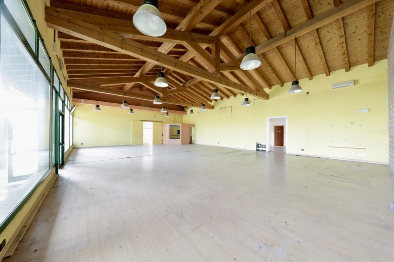negozio in vendita a Solesino