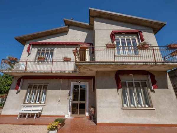 casa indipendente in vendita a Solesino