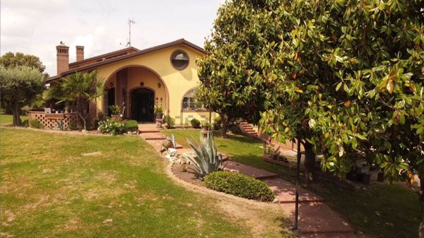 casa indipendente in vendita a Solesino