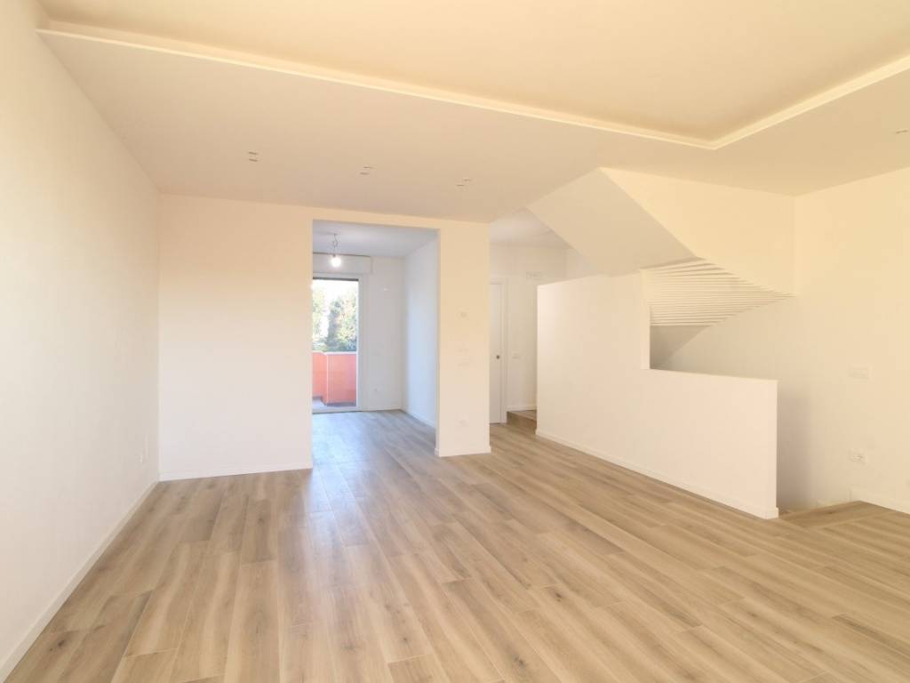 casa indipendente in vendita a Solesino