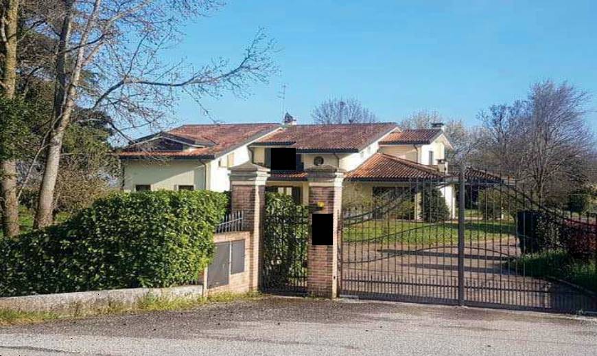 casa indipendente in vendita a Stanghella