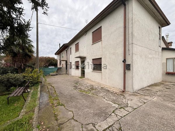 casa indipendente in vendita a Stanghella
