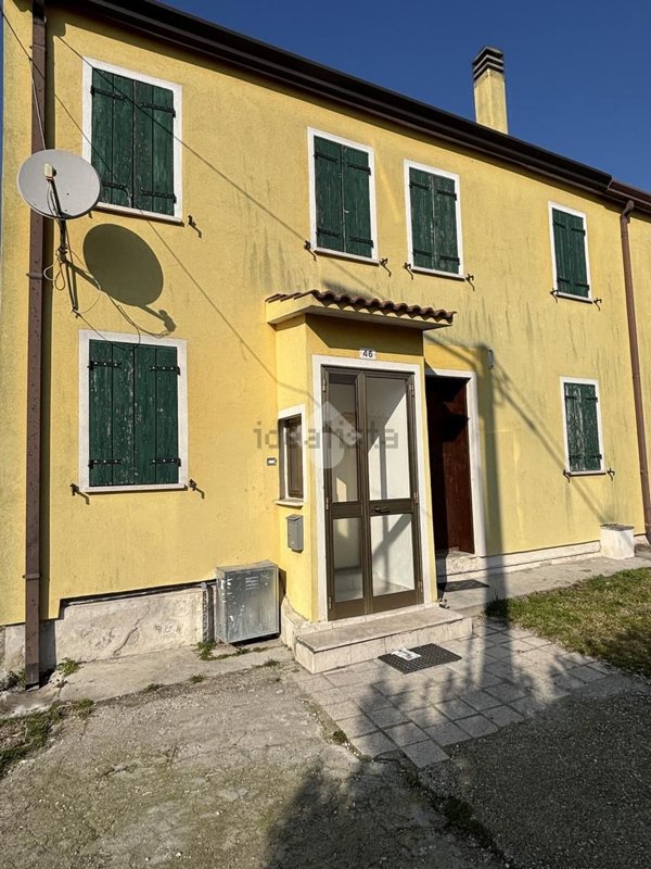 casa indipendente in vendita a Stanghella