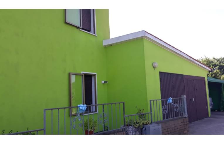 casa indipendente in vendita a Stanghella