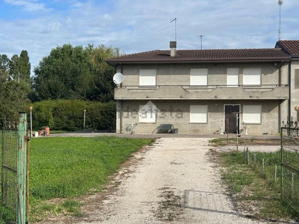 casa indipendente in vendita a Stanghella