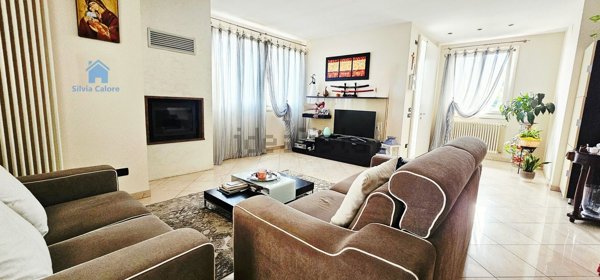 casa indipendente in vendita a Stanghella