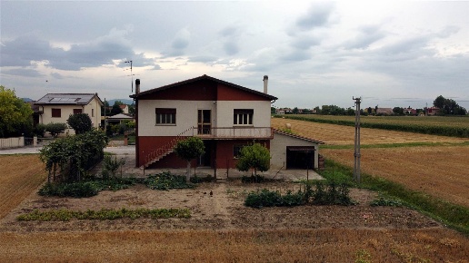 casa indipendente in vendita a Stanghella