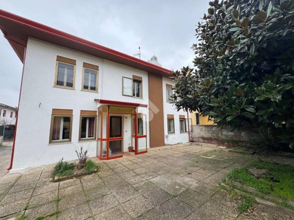 casa indipendente in vendita a Stanghella