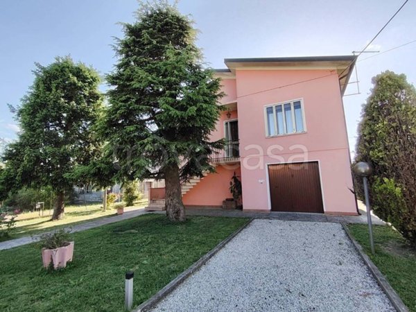 casa indipendente in vendita a Stanghella