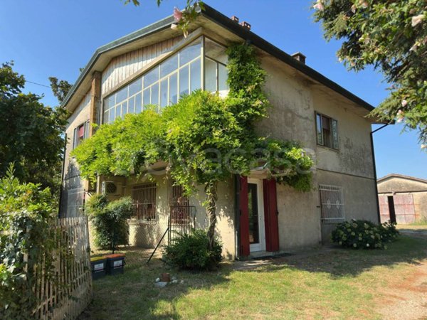 casa indipendente in vendita a Stanghella