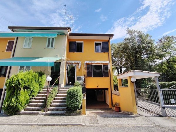 casa indipendente in vendita a Stanghella