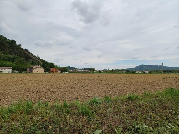 terreno agricolo in vendita a Teolo in zona Tramonte