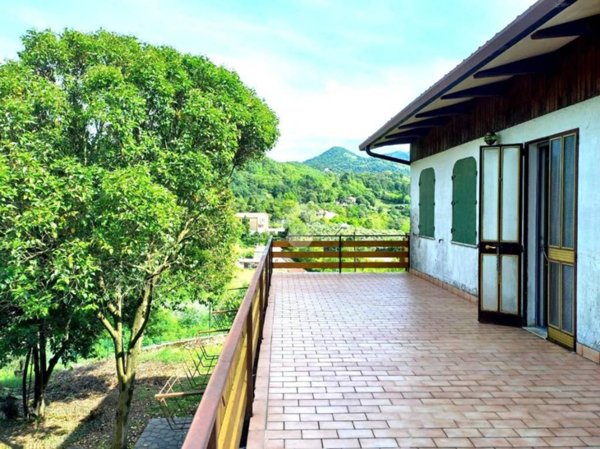 casa indipendente in vendita a Teolo in zona Villa