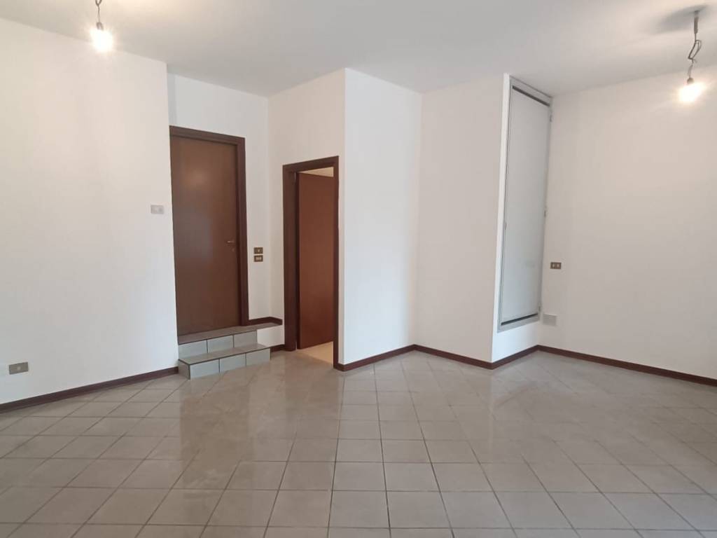 negozio in vendita a Teolo