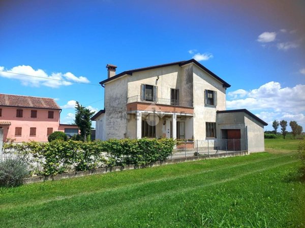 casa indipendente in vendita a Teolo