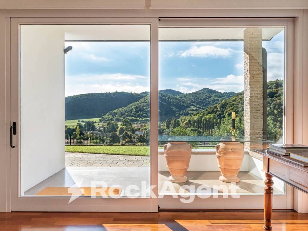 casa indipendente in vendita a Teolo in zona Villa
