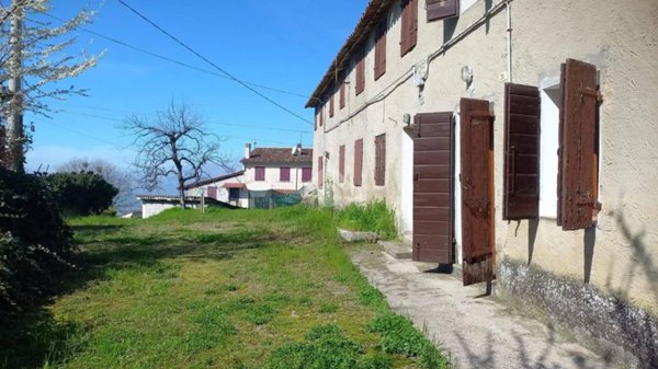 casa indipendente in vendita a Teolo in zona Castelnuovo