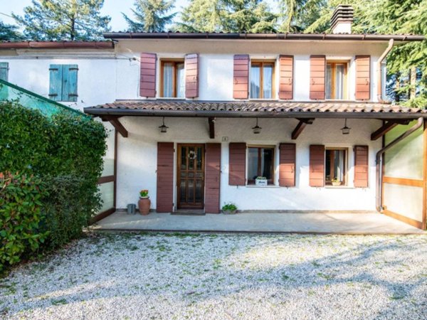 casa indipendente in vendita a Teolo in zona Castelnuovo