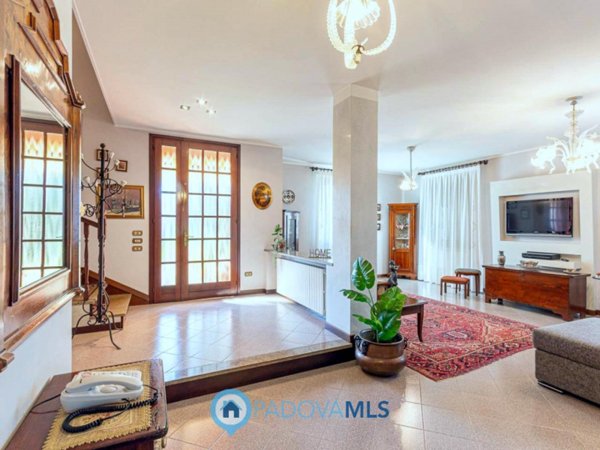 casa indipendente in vendita a Teolo in zona Tramonte