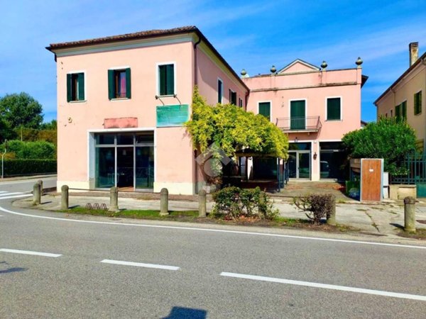 appartamento in vendita a Teolo in zona Treponti
