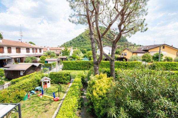 casa indipendente in vendita a Teolo in zona Villa