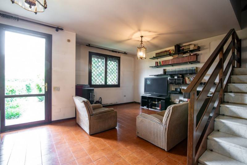 casa indipendente in vendita a Teolo in zona Tramonte