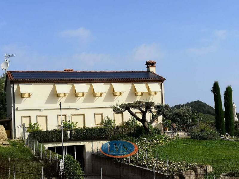 casa indipendente in vendita a Teolo in zona Villa