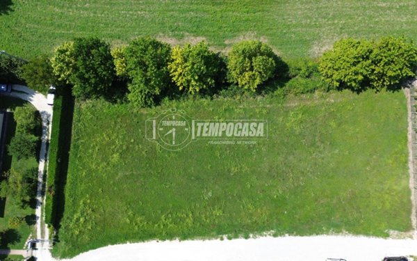 terreno edificabile in vendita a Teolo in zona Villa