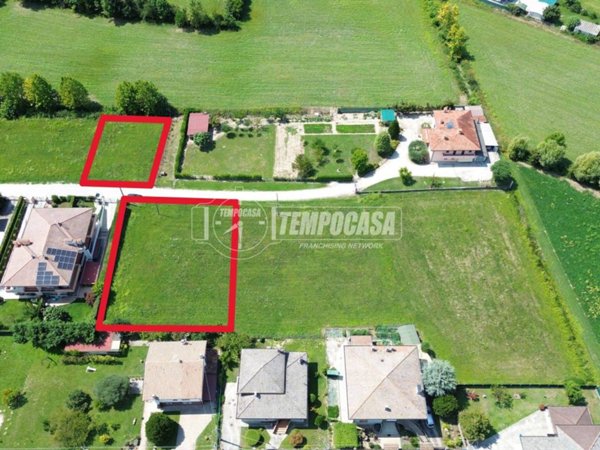 terreno edificabile in vendita a Teolo in zona Villa