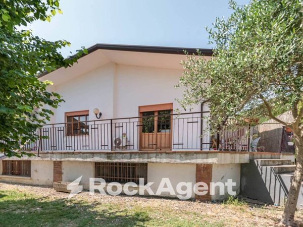 casa indipendente in vendita a Teolo in zona Villa