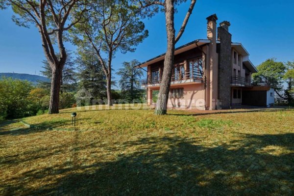 casa indipendente in vendita a Teolo in zona Villa