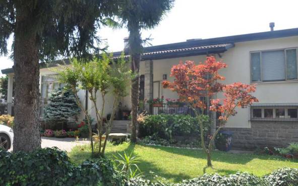 casa indipendente in vendita a Teolo in zona Villa