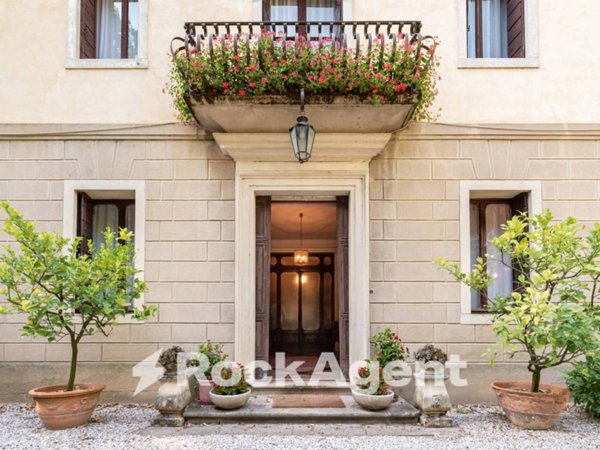 casa indipendente in vendita a Teolo in zona Villa