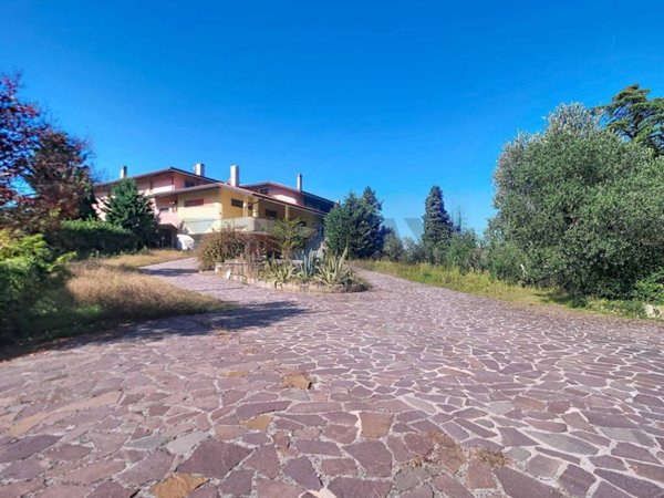 intera palazzina in vendita a Teolo