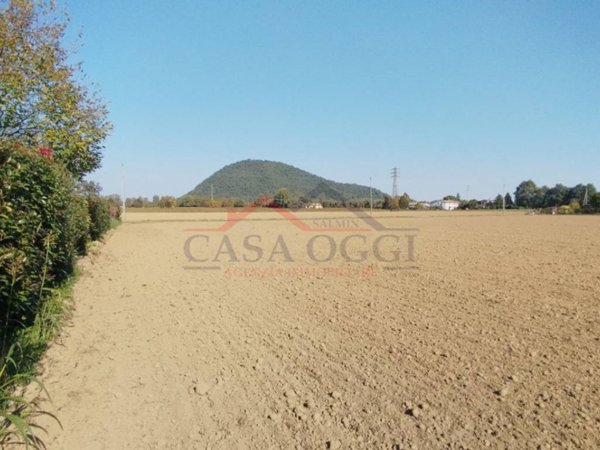 terreno edificabile in vendita a Teolo