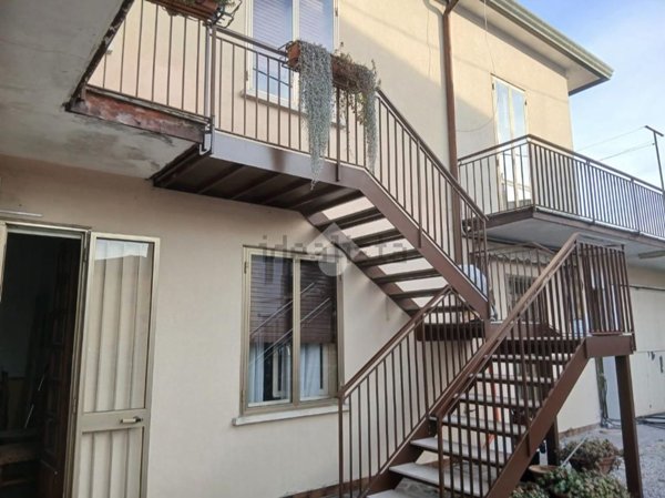 appartamento in vendita a Teolo in zona Bresseo