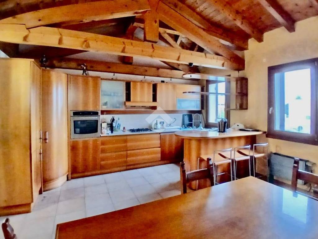 appartamento in vendita a Teolo in zona San Biagio