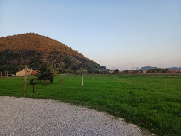 terreno agricolo in vendita a Teolo in zona Tramonte