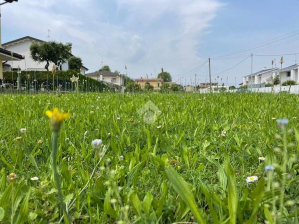 terreno edificabile in vendita a Teolo in zona San Biagio