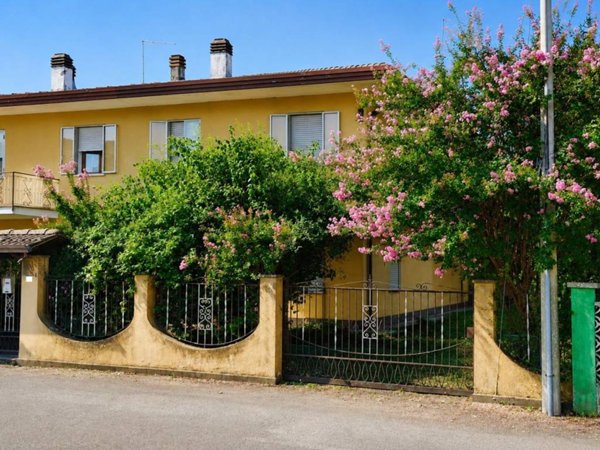 casa indipendente in vendita a Teolo in zona Villa