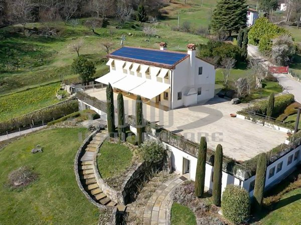 casa indipendente in vendita a Teolo in zona Villa